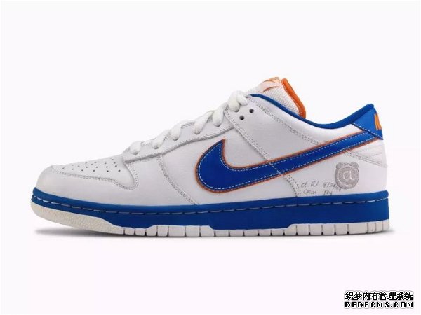 15ĺNϷIKE SB DUNK LOW ELITE 'BE@RBRICK'